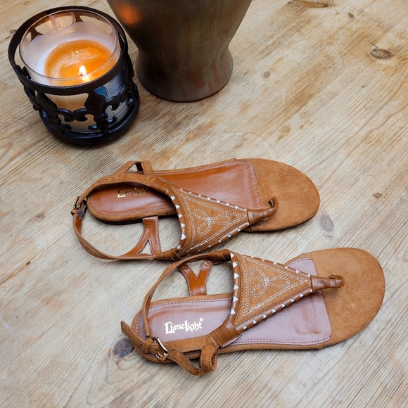 Flat Sandles by Lime Light size 8 - Picture 2 of 3